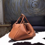 AAA Hermes Lindy 26cm/30cm Taurillon Clemence Calfskin Bag Hand Stitched, Gold CK37 RS04081